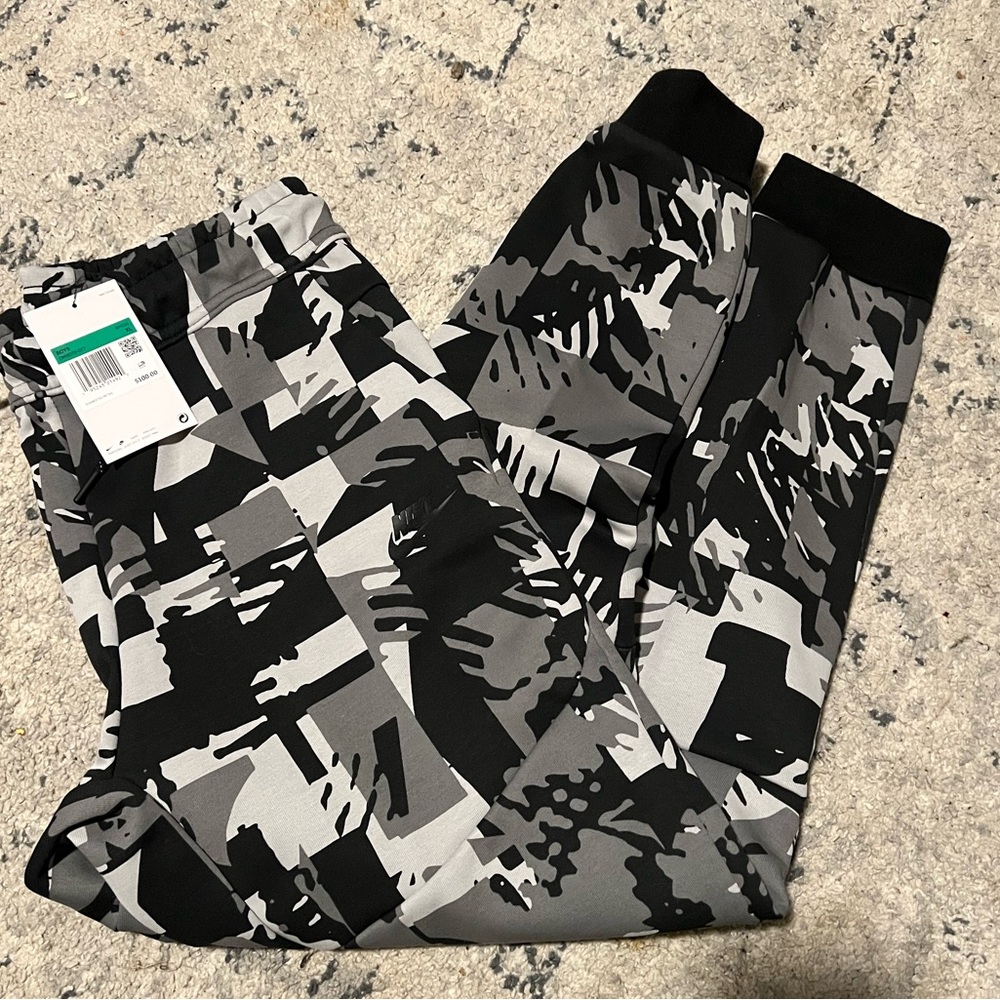 Nike sweats